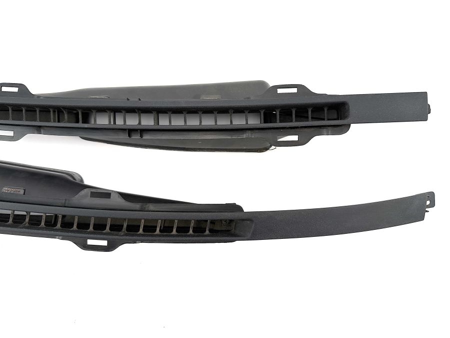 1296890980 1296891080 1298300219 | Mercedes SL500 | R129 Dashboard front upper air grill vents