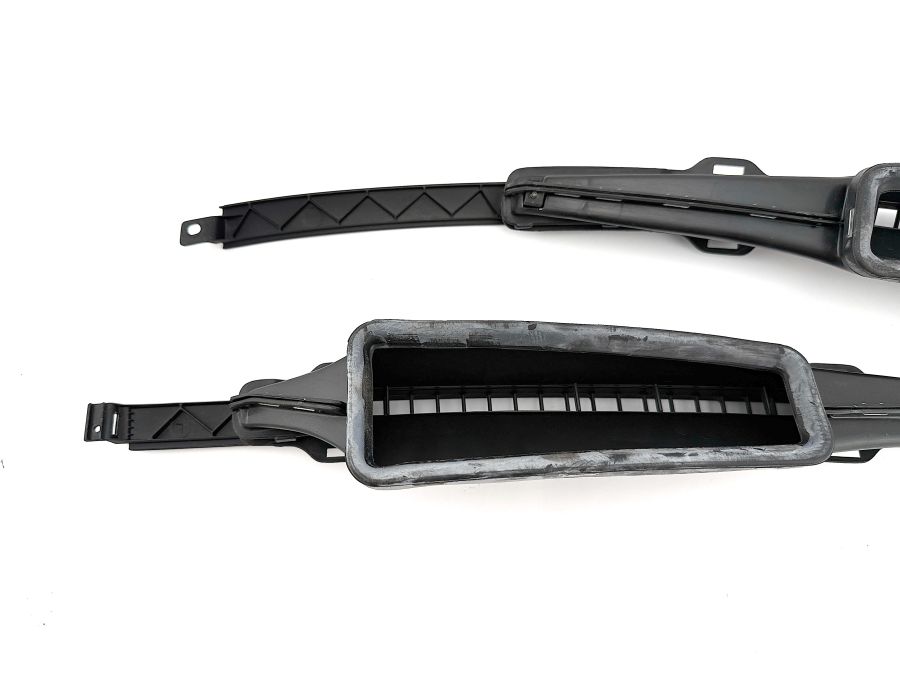 1296890980 1296891080 1298300219 | Mercedes SL500 | R129 Dashboard front upper air grill vents 1296890980 1296891080 1298300219 | Mercedes SL500 | R129 Dashboard front upper air grill vents