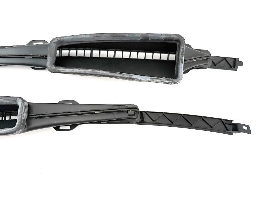 1296890980 1296891080 1298300219 | Mercedes SL500 | R129 Dashboard front upper air grill vents 1296890980 1296891080 1298300219 | Mercedes SL500 | R129 Dashboard front upper air grill vents