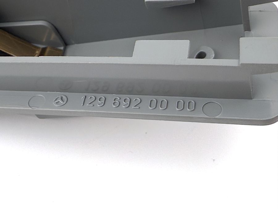 1296900114 12969001147101 1296920000 | Mercedes SL-Class | R129 Hardtop defrost plug cover 1296900114 12969001147101 1296920000 | Mercedes SL-Class | R129 Hardtop defrost plug cover