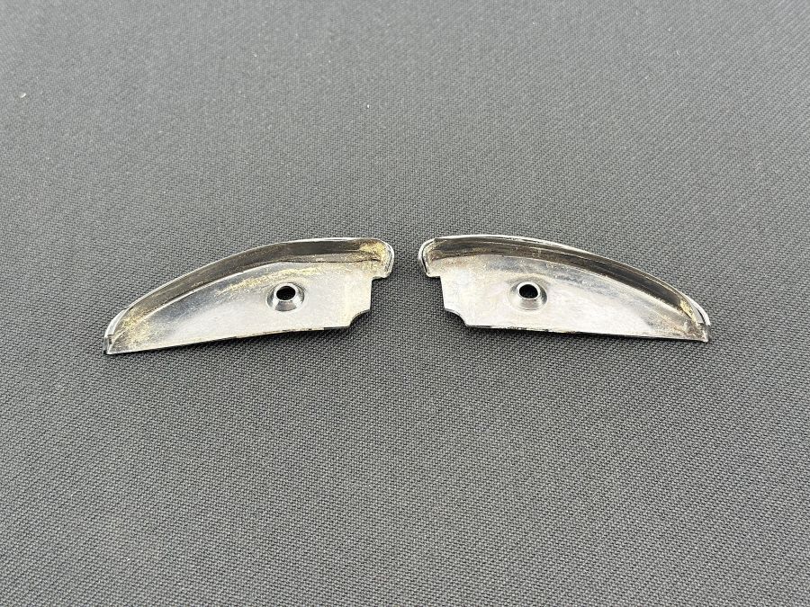 1296900127 1296900427 | Mercedes 300SL-24 | R129 Pillar chrome caps