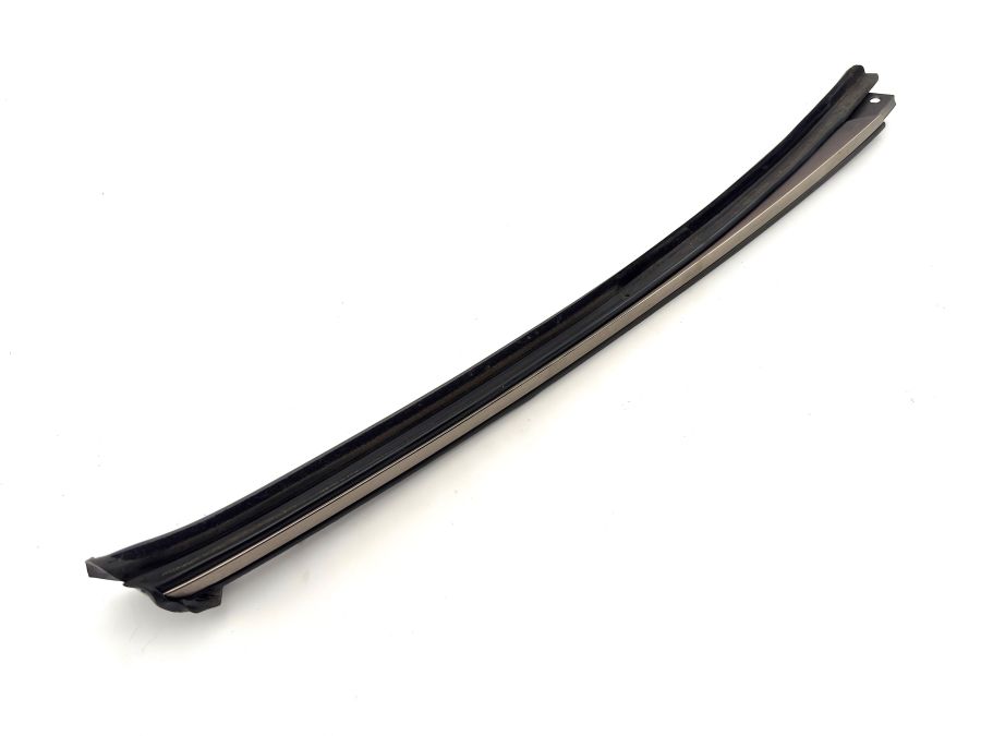 1296900139 | Mercedes 300SL-24 | R129 Windshield left rail trim
