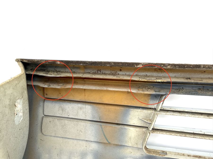 1296900140 | Mercedes 300SL-24 | R129 Front left fender molding