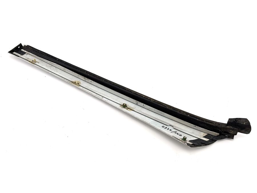 1296900187 1296980589 | Mercedes 300SL-24 | R129 Pillar trim left side