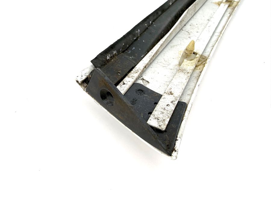 1296900187 1296980589 | Mercedes 300SL-24 | R129 Pillar trim left side