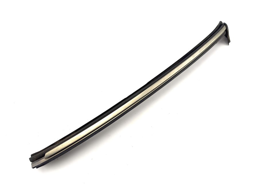 1296900239 | Mercedes 300SL-24 | R129 Windshield right rail trim