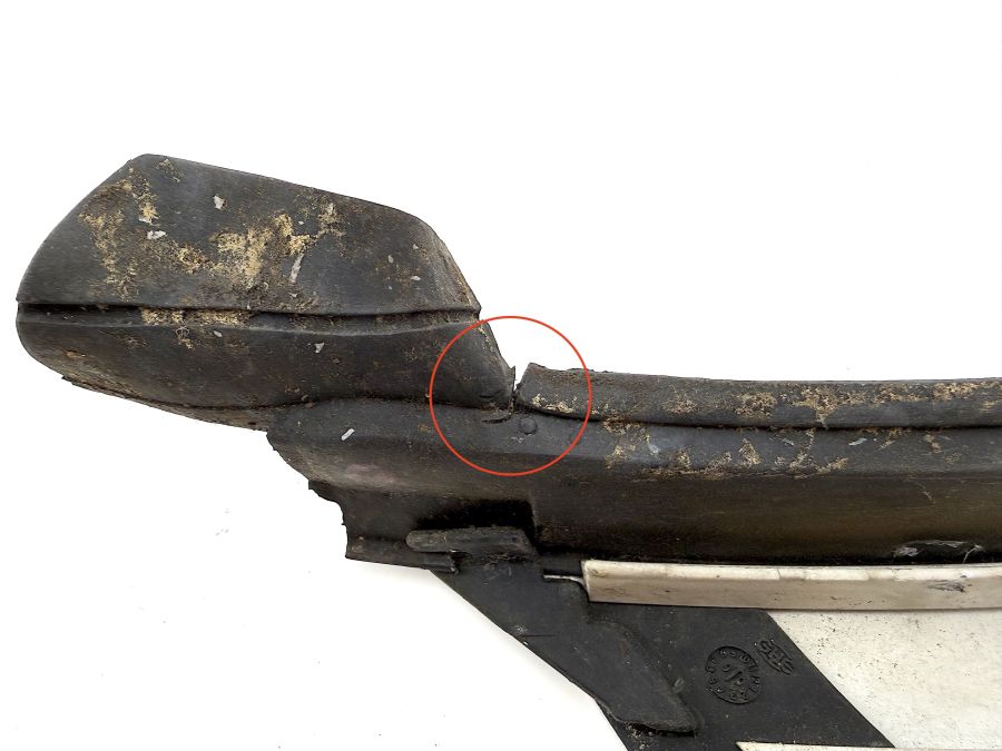 1296900287 1296980689 | Mercedes 300SL-24 | R129 Pillar trim right side
