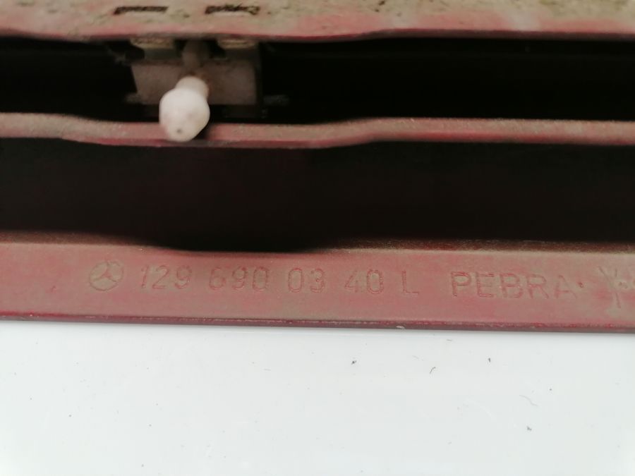 1296900340 | Mercedes 500SL | R129 Front left door lower molding