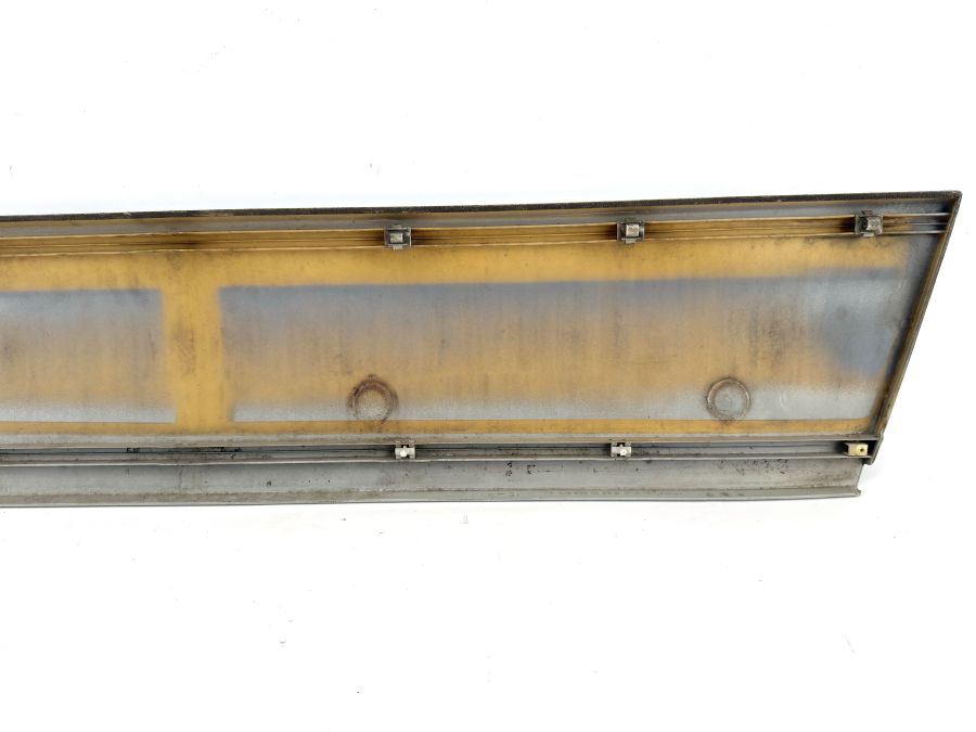 1296900440 | Mercedes 300SL-24 | R129 Front right door lower molding