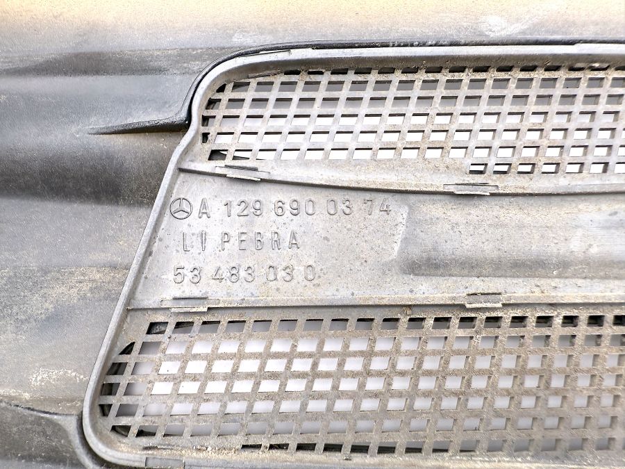 1296901740 1296900374 | Mercedes SL500 | R129 Front left fender molding 1296901740 1296900374 | Mercedes SL500 | R129 Front left fender molding