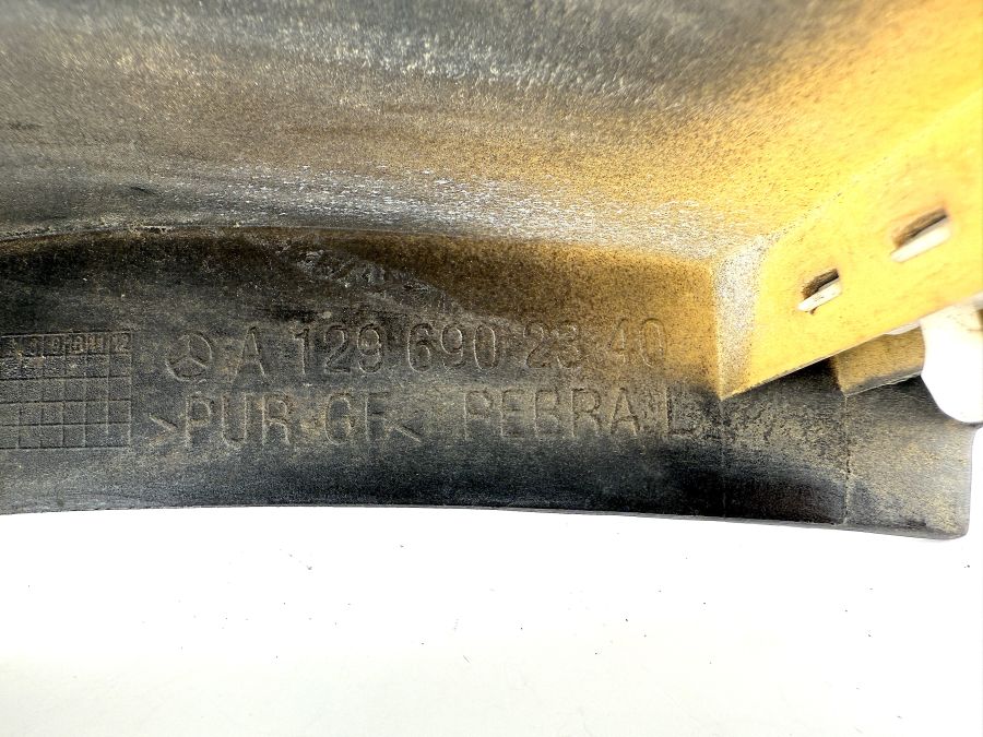 1296902340 | Mercedes SL500 | R129 Rear left side quarter panel trim