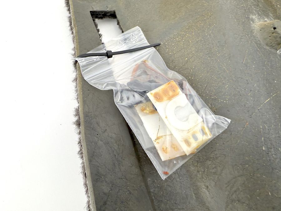 1296902341 | Mercedes SL500 | R129 Left rear interior side panel