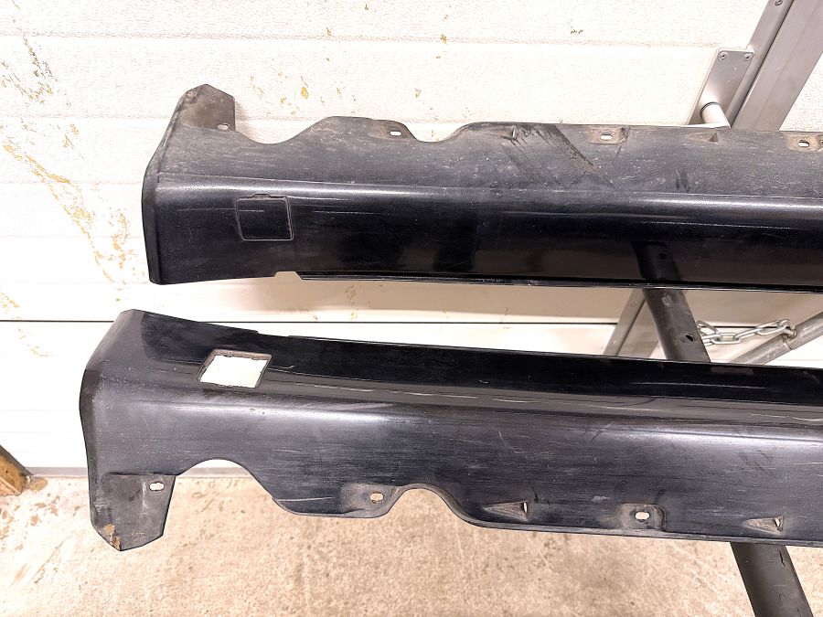 1296902740 1296902840 1296982730 | Mercedes SL500 | R129 Set of side skirts