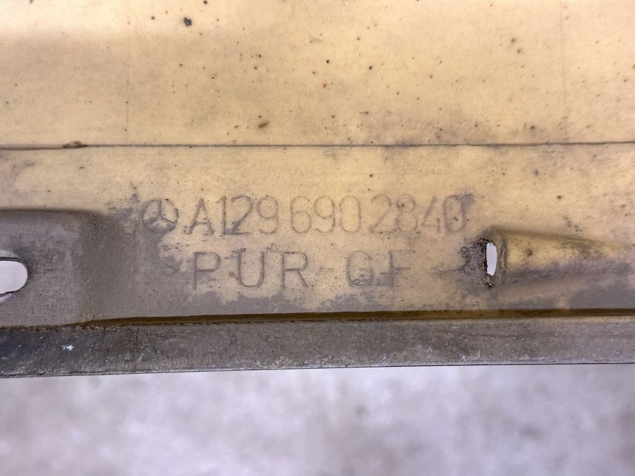 1296902740 1296902840 1296982730 | Mercedes SL500 | R129 Set of side skirts