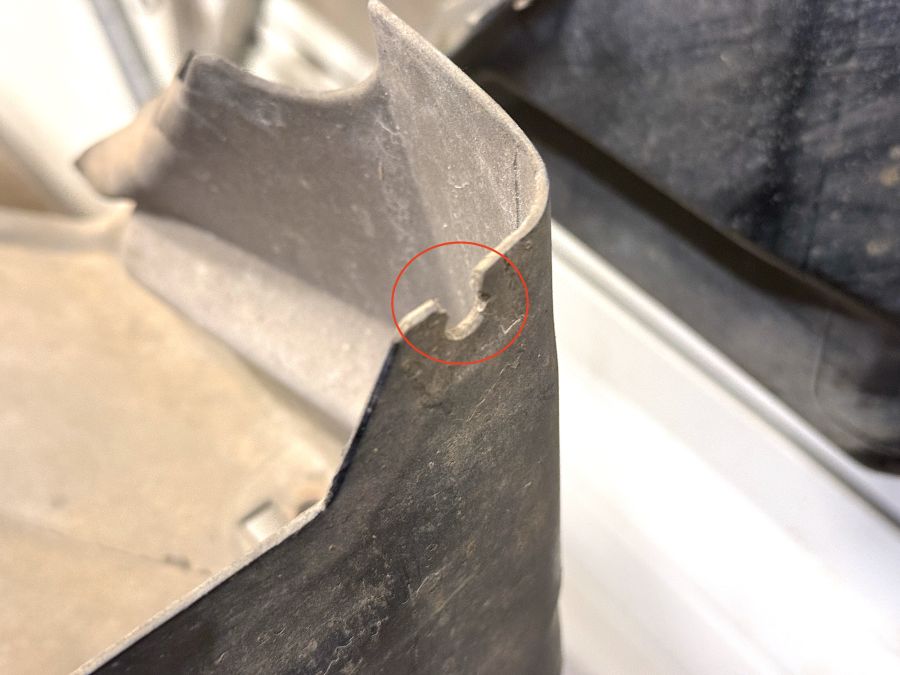 1296902740 1296902840 1296982730 | Mercedes SL500 | R129 Set of side skirts