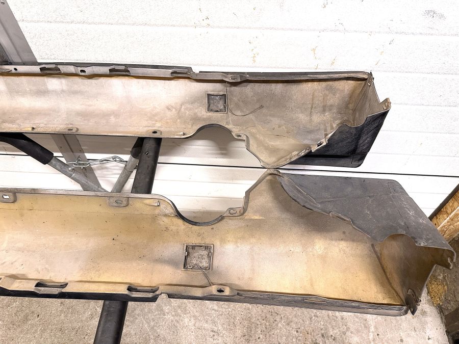 1296902740 1296902840 1296982730 | Mercedes SL500 | R129 Set of side skirts