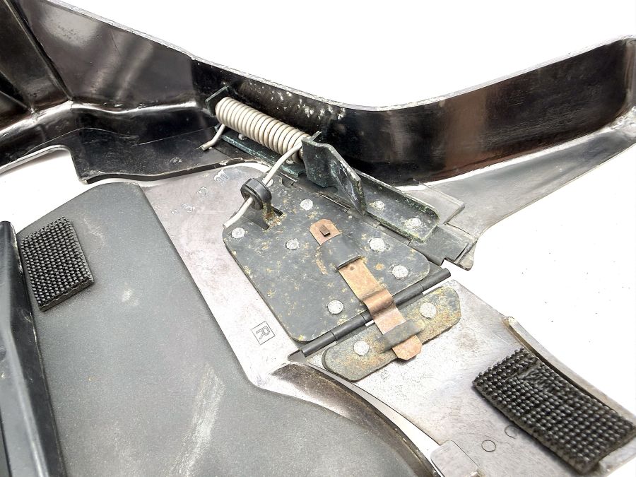 1296930414 | Mercedes 300SL-24 | R129 Roof flap cover trim right side