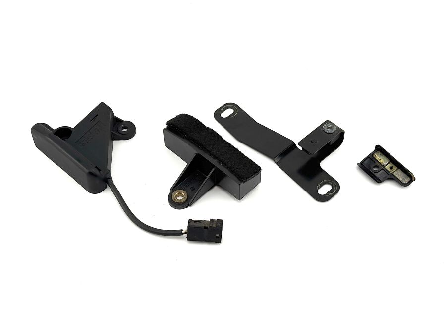 1296940005 1298214051 1297704414 | Mercedes SL500 | R129 Folding roof stop position brackets