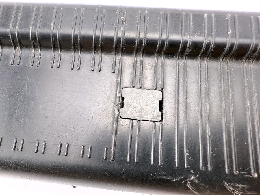 1296942225 | Mercedes SL500 | R129 Trunk lock trim 1296942225 | Mercedes SL500 | R129 Trunk lock trim