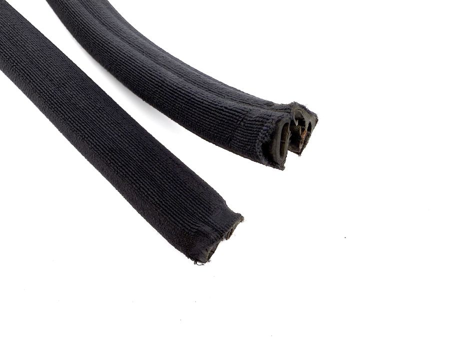 1296970151 1296970051 | Mercedes SL500 | R129 Right door edge protection