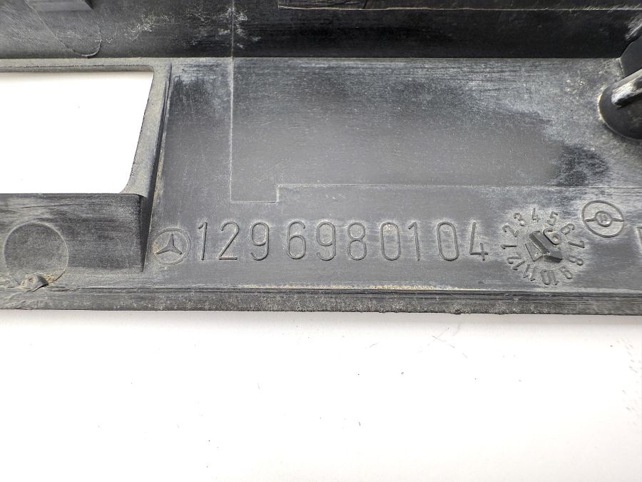 1296980104 | Mercedes SL500 | R129 Licence number plate lightning trim 1296980104 | Mercedes SL500 | R129 Licence number plate lightning trim