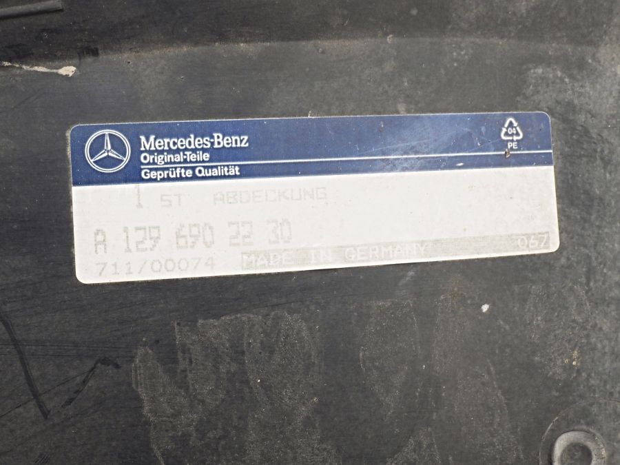 1296980430 1296902230 | Mercedes SL500 | R129 Wheel arch liner right side