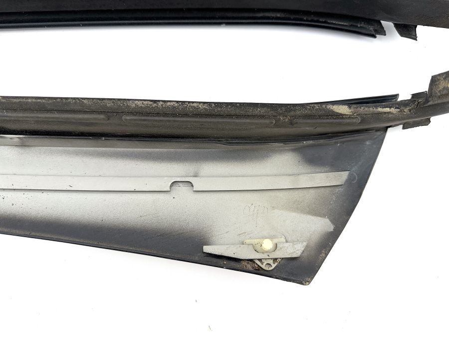 1296980589 1296980689 1296980198 | Mercedes SL500 | R129 Pillar trims