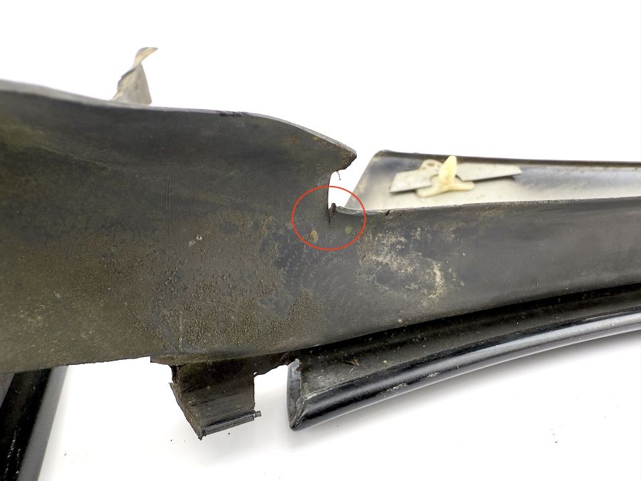 1296980589 1296980689 1296980198 | Mercedes SL500 | R129 Pillar trims