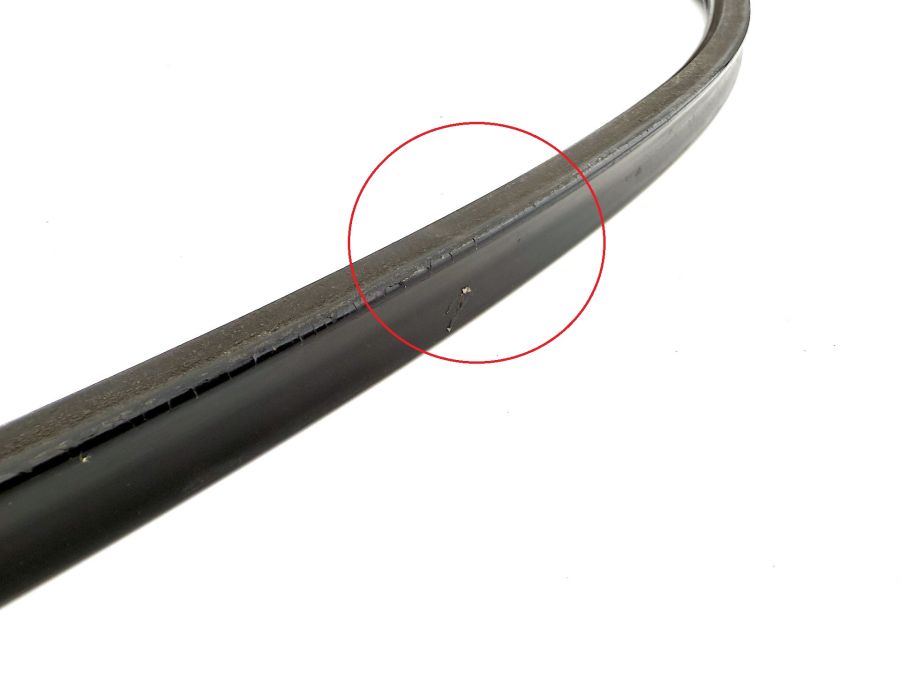 1296980998 2206980998 | Mercedes SL500 | R129 Gasket for side thresholds