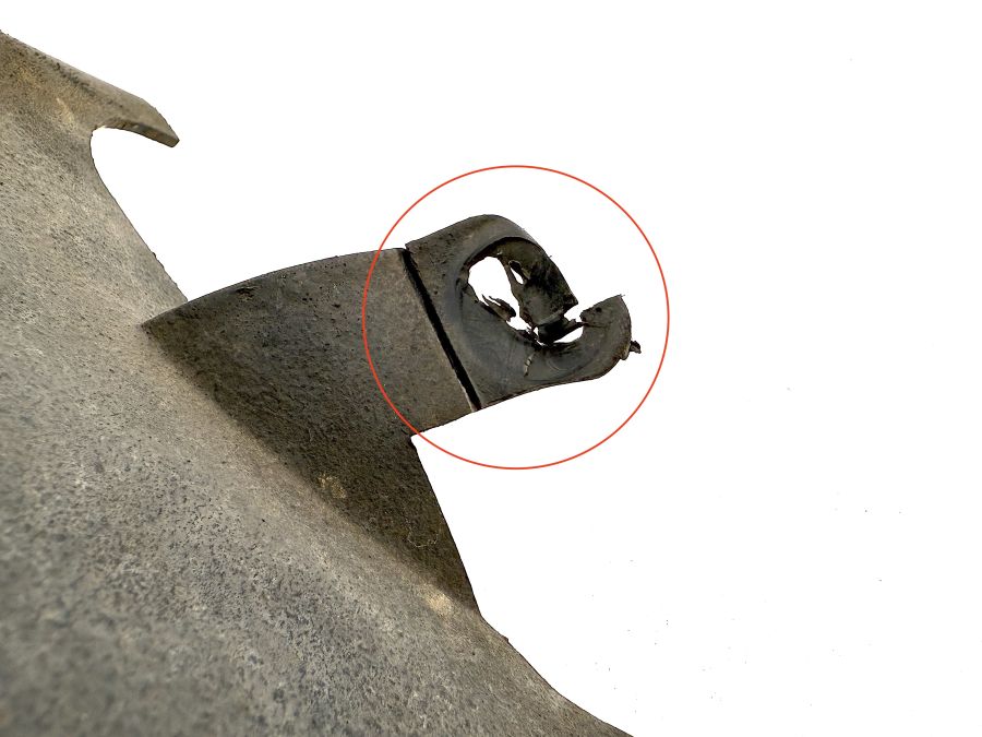 1296981130 | Mercedes SL500 | R129 Front left side arch liner