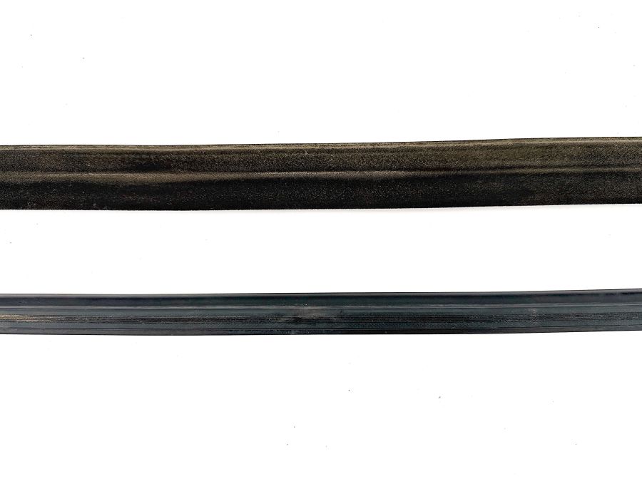 1297200278 1296900280 1297201024 | Mercedes SL500 | R129 Right door weatherstrip seal kit