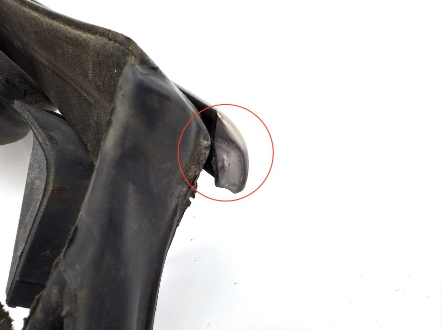 1297200278 1296900280 1297201024 | Mercedes SL500 | R129 Right door weatherstrip seal kit