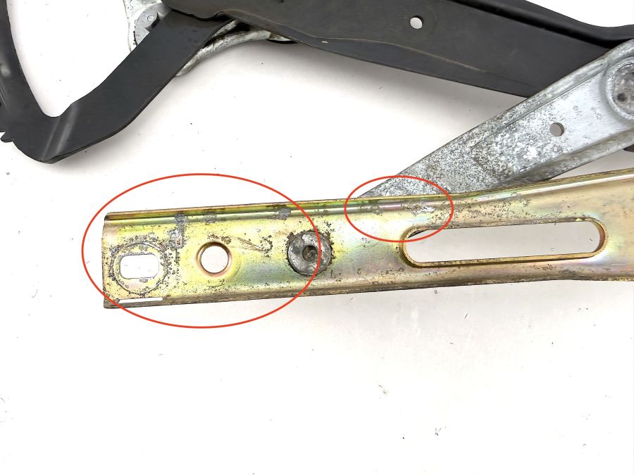 1297200346 | Mercedes 300SL-24 | R129 Front left door window regulator