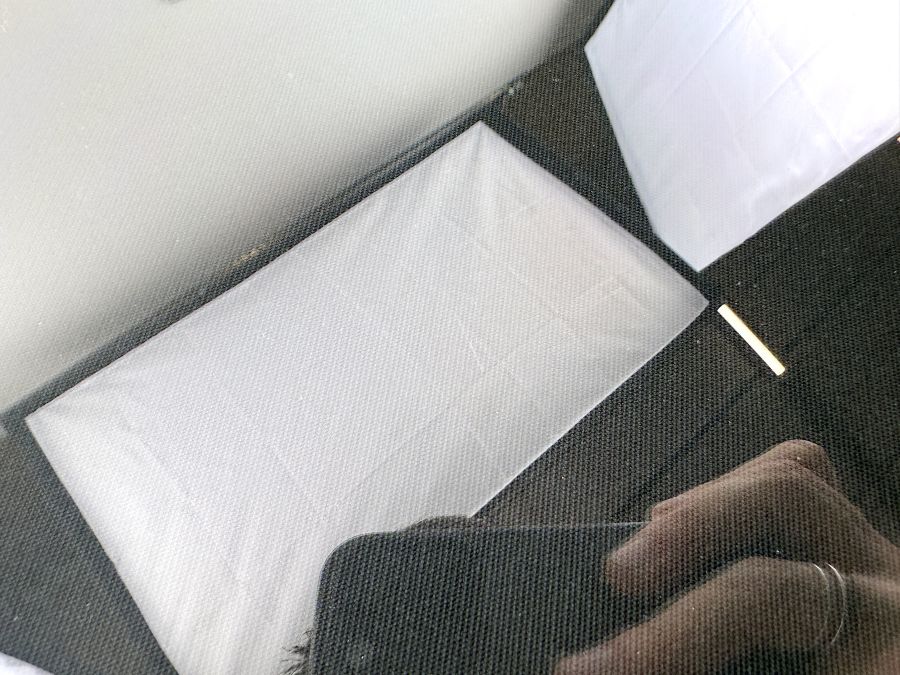 1297200718 1297200818 | Mercedes SL500 | R129 Right and left front door windows