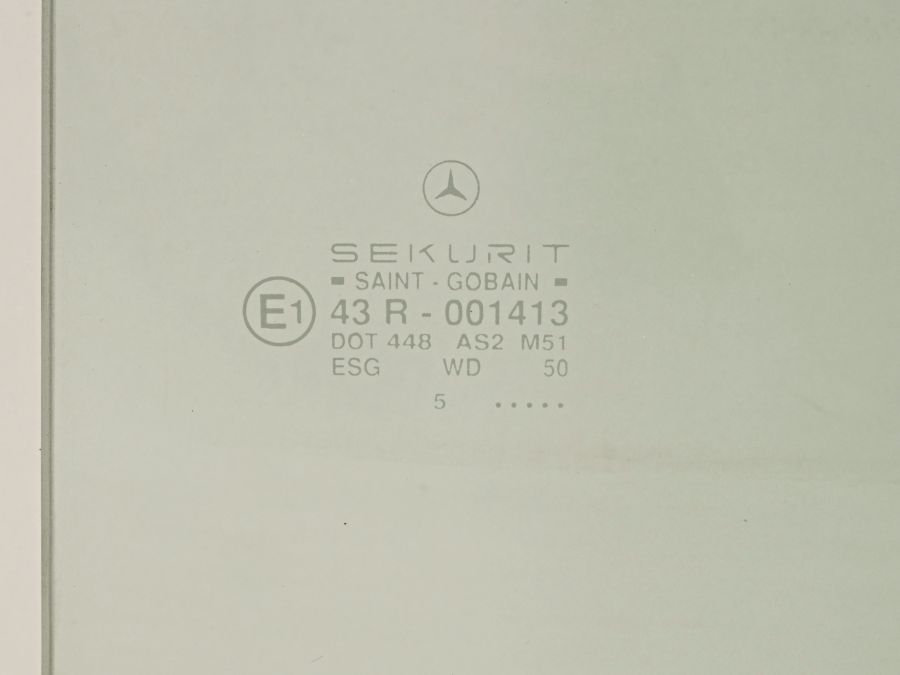 1297200718 | Mercedes SL500 | R129 Left door window