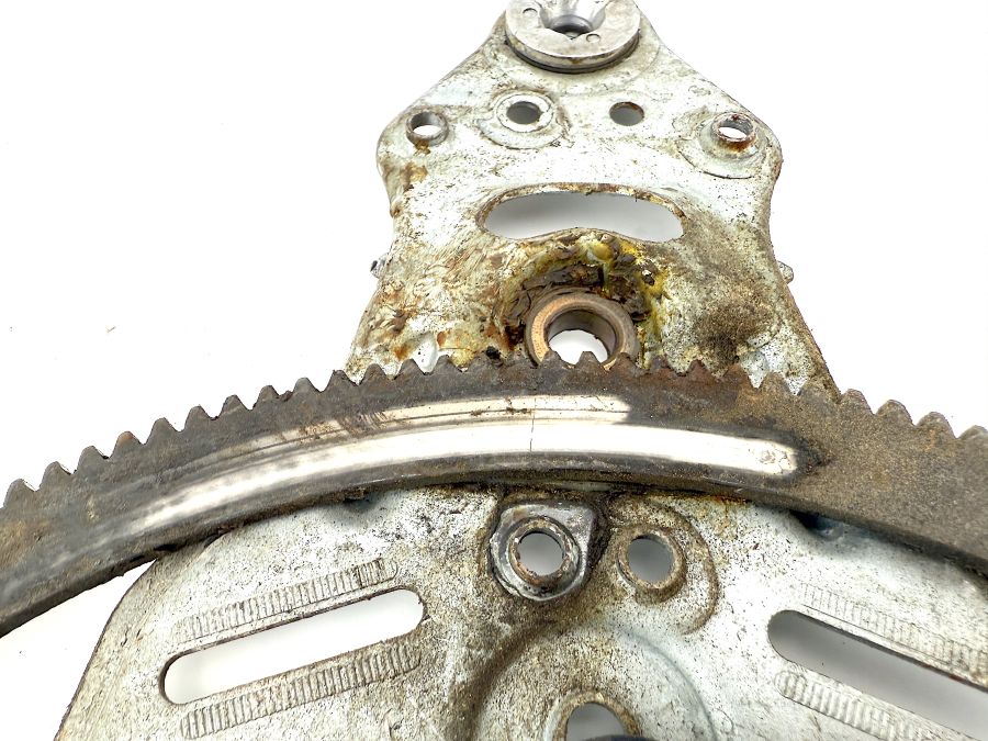 1297200746 1297200346 | Mercedes SL500 | R129 Front left door window regulator