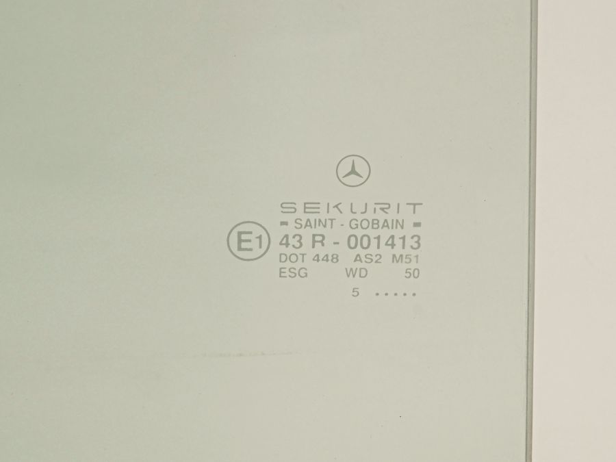 1297200818 | Mercedes SL500 | R129 Right door window