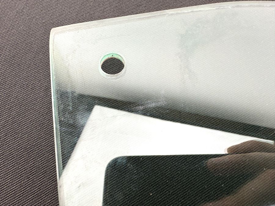 1297200818 | Mercedes SL500 | R129 Right door window