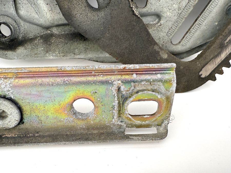 1297200846 1297200446 | Mercedes SL500 | R129 Front right door window regulator