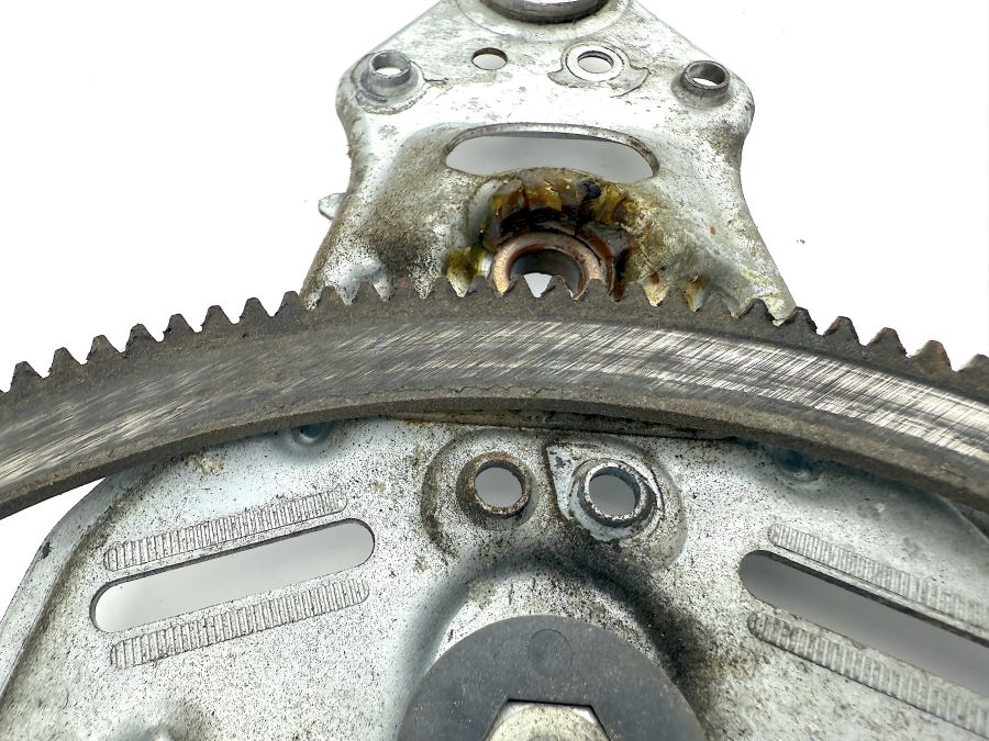 1297200846 1297200446 | Mercedes SL500 | R129 Front right door window regulator