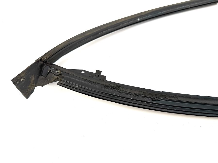 1297201278 1296700022 1296700621 | Mercedes SL500 | R129 Molding windshield top whit sealing 1297201278 1296700022 1296700621 | Mercedes SL500 | R129 Molding windshield top whit sealing