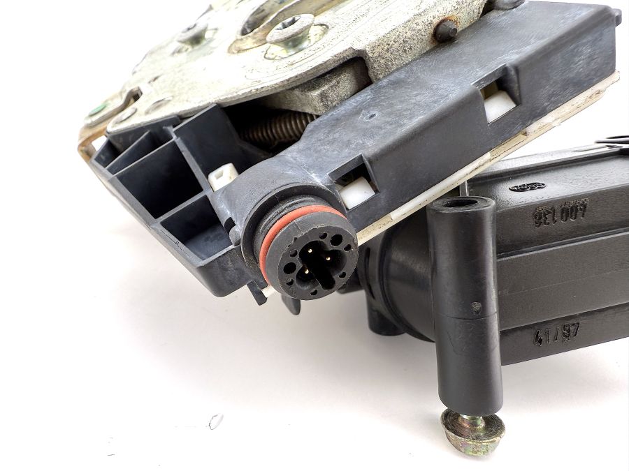 1297201735 | Mercedes SL500 | R129 Left door lock latch actuator 1297201735 | Mercedes SL500 | R129 Left door lock latch actuator