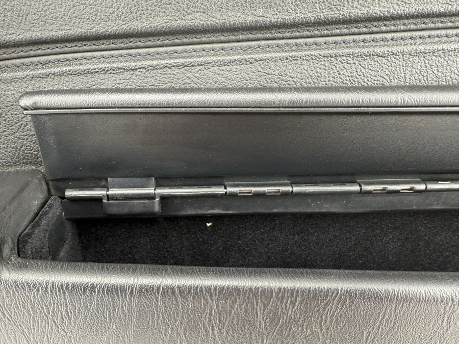 1297209470 1297208670 1297201648 | Mercedes SL500 | R129 Right passenger interior door panel