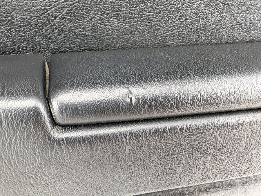 1297209470 1297208670 | Mercedes SL500 | R129 Right passenger interior door panel