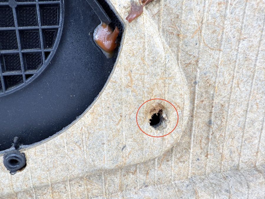 1297209470 1297208670 | Mercedes SL500 | R129 Right passenger interior door panel