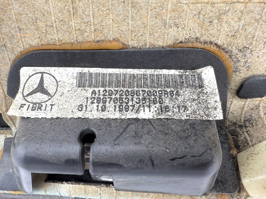 1297209470 1297208670 | Mercedes SL500 | R129 Right passenger interior door panel