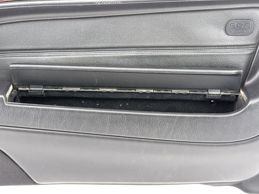 1297209470 1297208670 | Mercedes SL500 | R129 Right passenger interior door panel