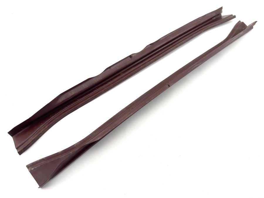 1297271088 1297270988 | Mercedes 300SL-24 | R129 Door bottom trim covers