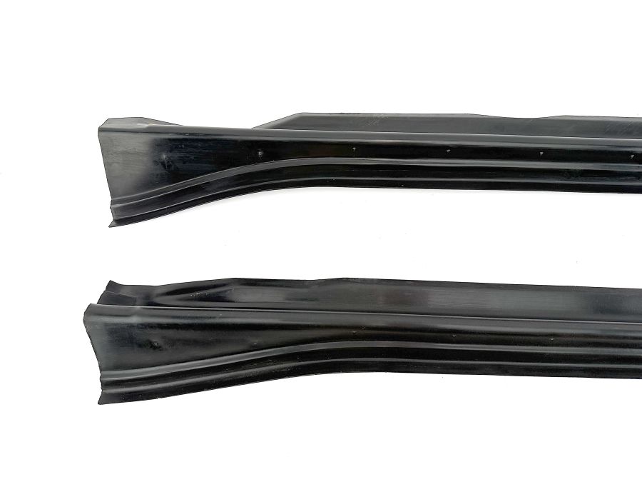 1297271088 1297270988 | Mercedes SL500 | R129 Door bottom trim covers