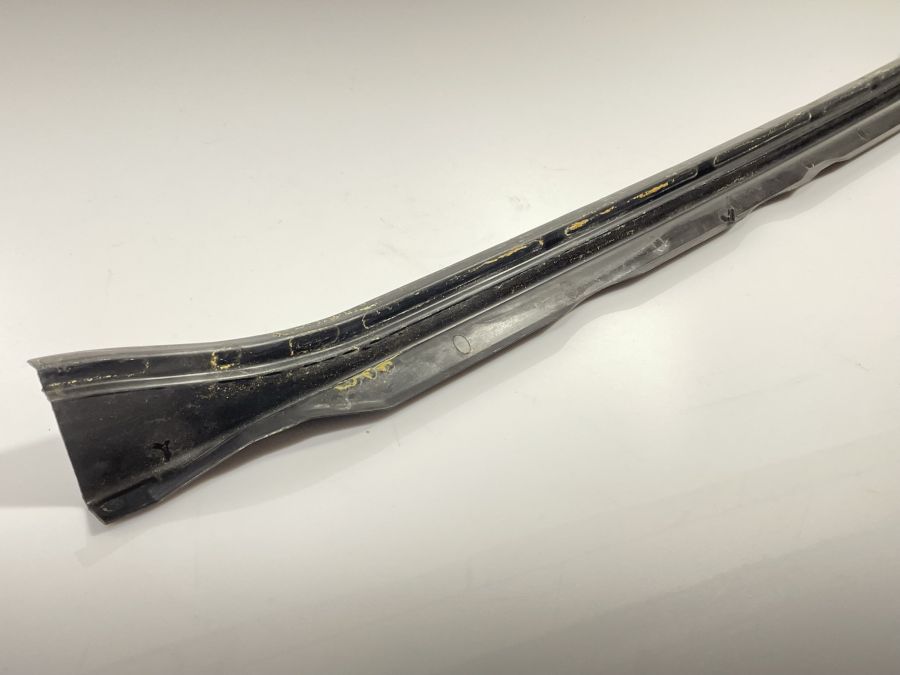 1297271088 | Mercedes SL500 | R129 Right door bottom trim cover